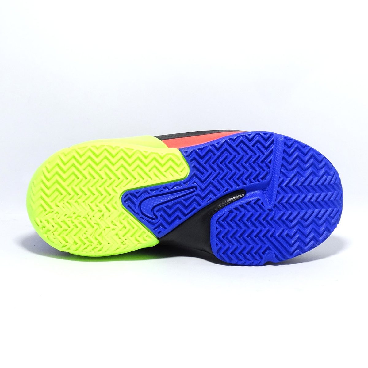 ZAPATILLAS DE BALONCESTO PREMIUM EN AZUL INTENSO CON DETALLES ROJOS - Imagen 3