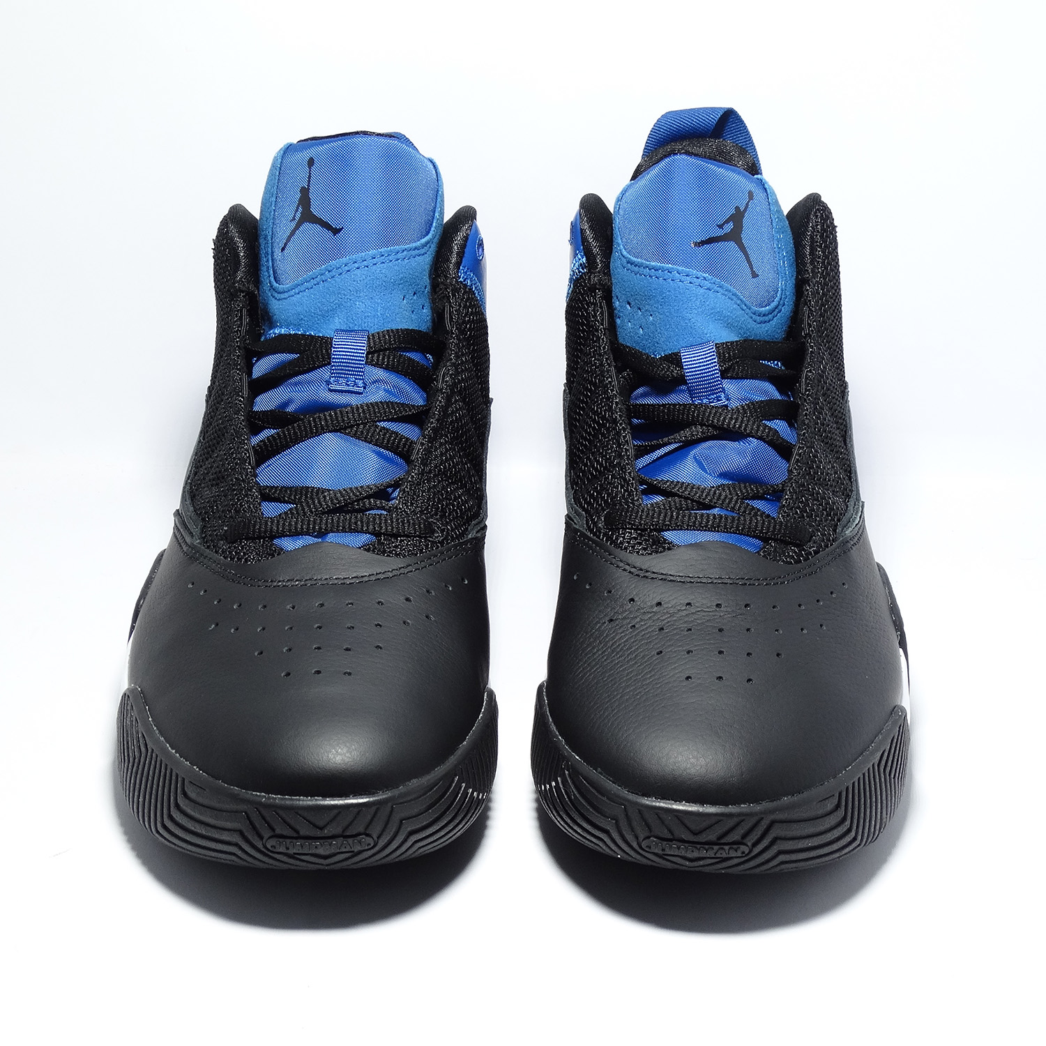 19586615905116-1 ZAPATILLAS PREMIUM DE CORTE ALTO -MEDIO EN COLOR DOMINANTE EN AZUL MARINO - Imagen 1