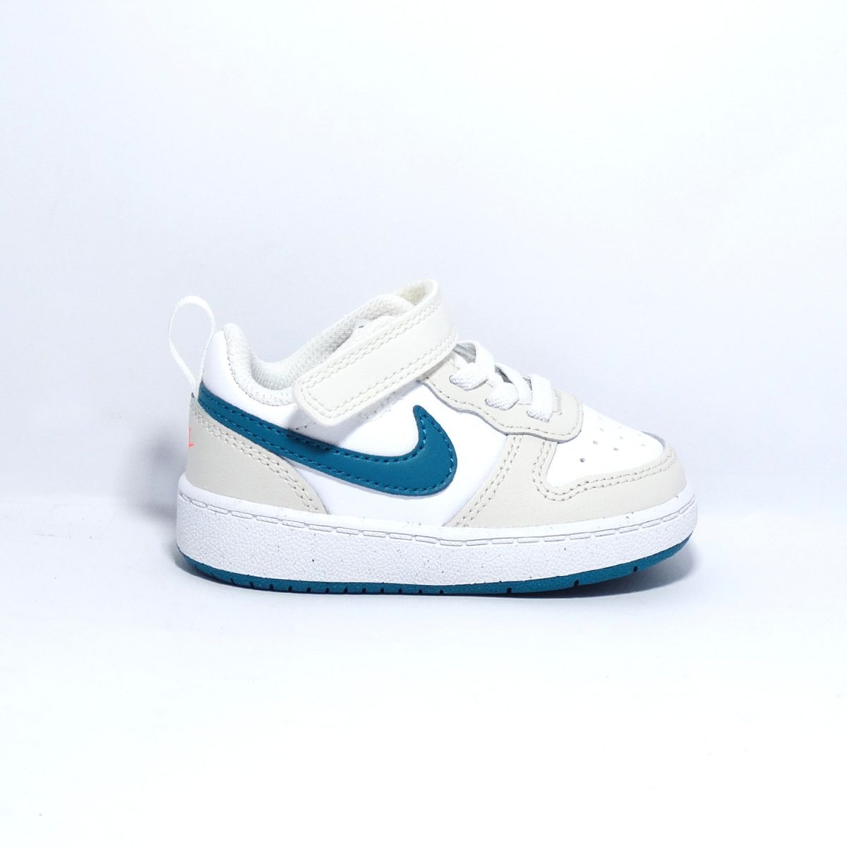 ZAPATILLAS PREMIUM ESTILO CLASICO Y TONOS NATURALES - Imagen 2