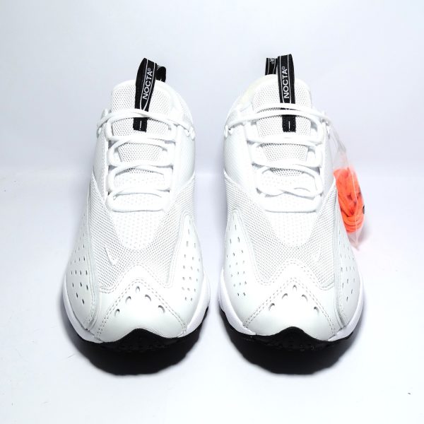 ZAPATILLAS PREMIUM DINAMICAS CON SILUETA ATLETICA