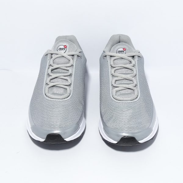 ZAPATILLAS URBANAS PREMIUM EN PLATEADO