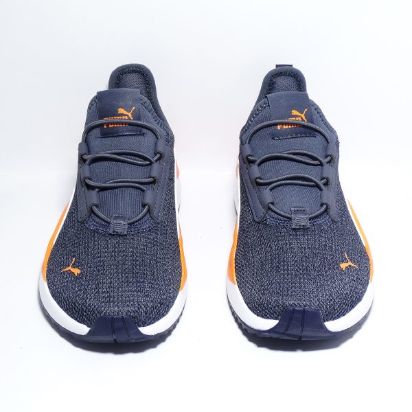 ZAPATILLAS INFANTILES EN TONOS GRISES CON DETALLES NARANJAS