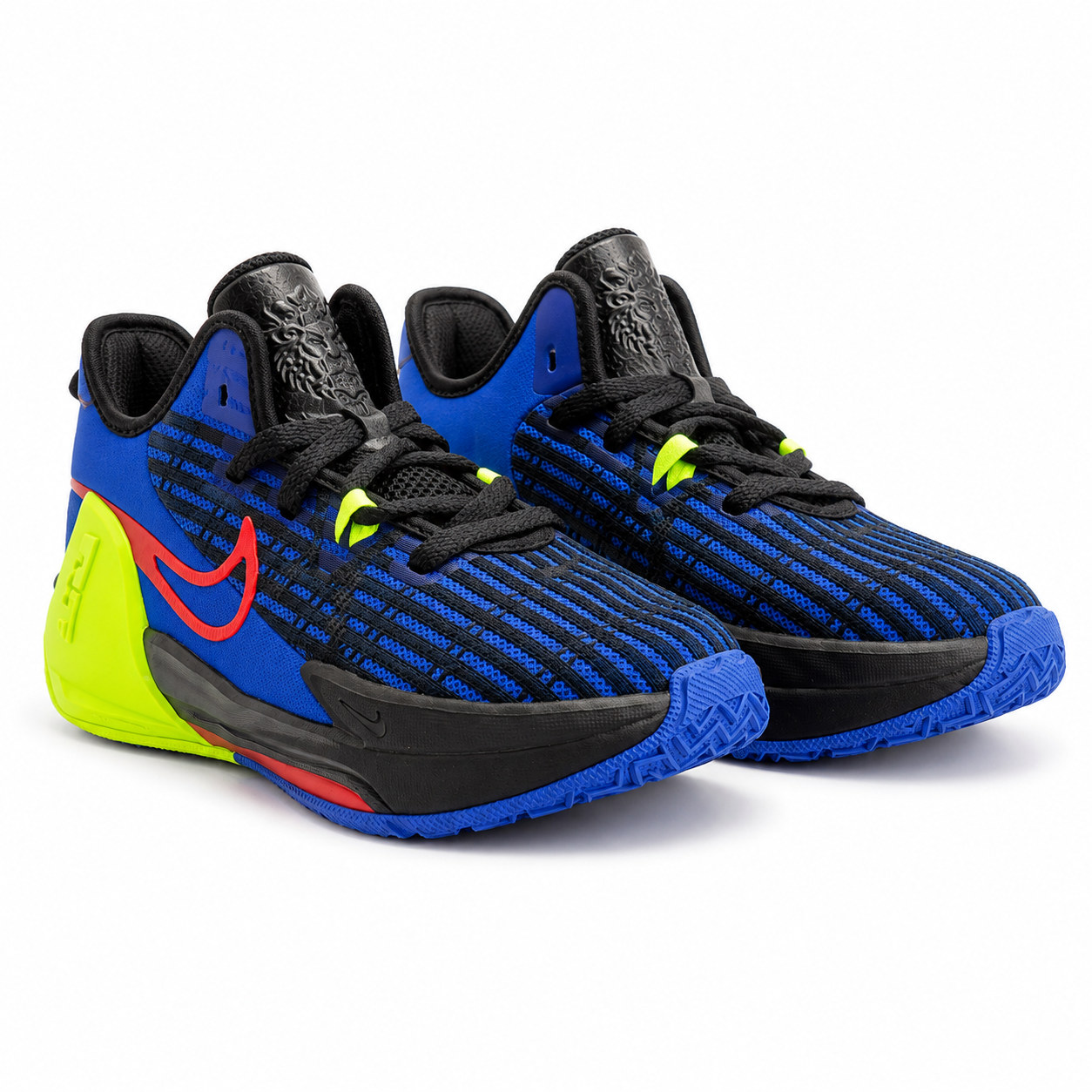 Nike Lebron Witnes Azul Zapatillas De Baloncesto Premium En Azul Intenso Con Detalles Rojos - Imagen 1