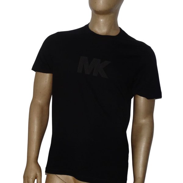 Polera Cuello Redondo Negra Logo Engomado 3D