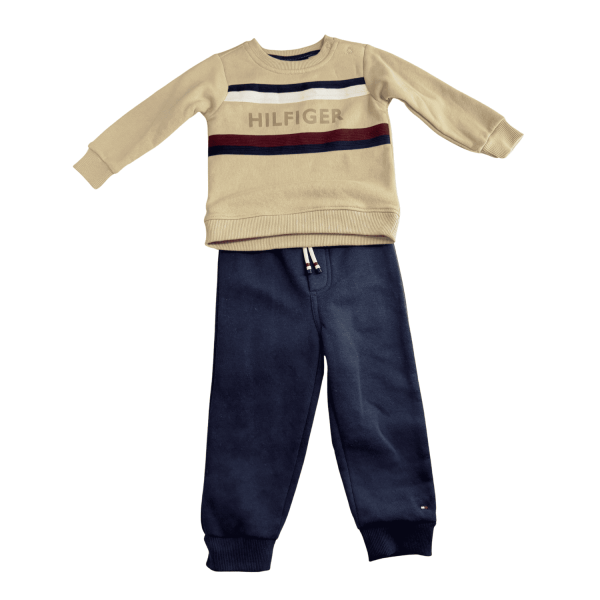 Conjunto Polerón y Buzo