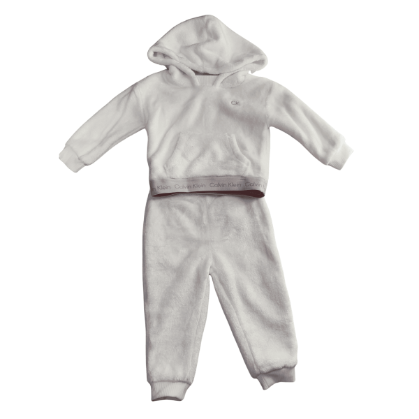 Conjunto Polerón y Pantalón