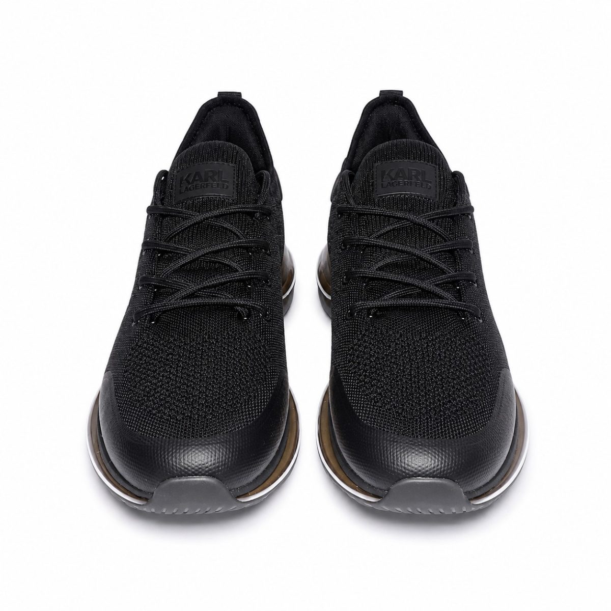 Zapatilla Deportiva Negra Con Espuma Ligera Dentro De Cámara De Aire - Imagen 2