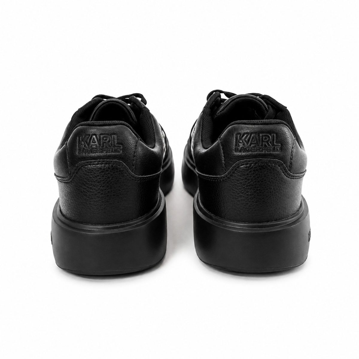 Zapatilla Ocasional Negra Con Logo Lateral - Imagen 4