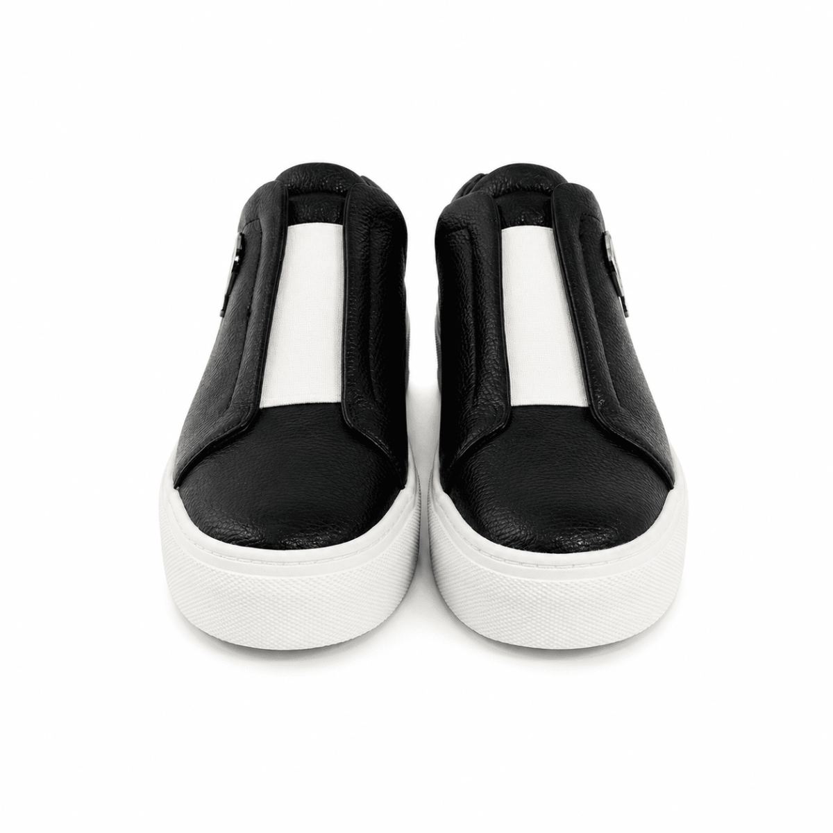 Zapatilla Negra Con Caricatura Lateral - Imagen 2