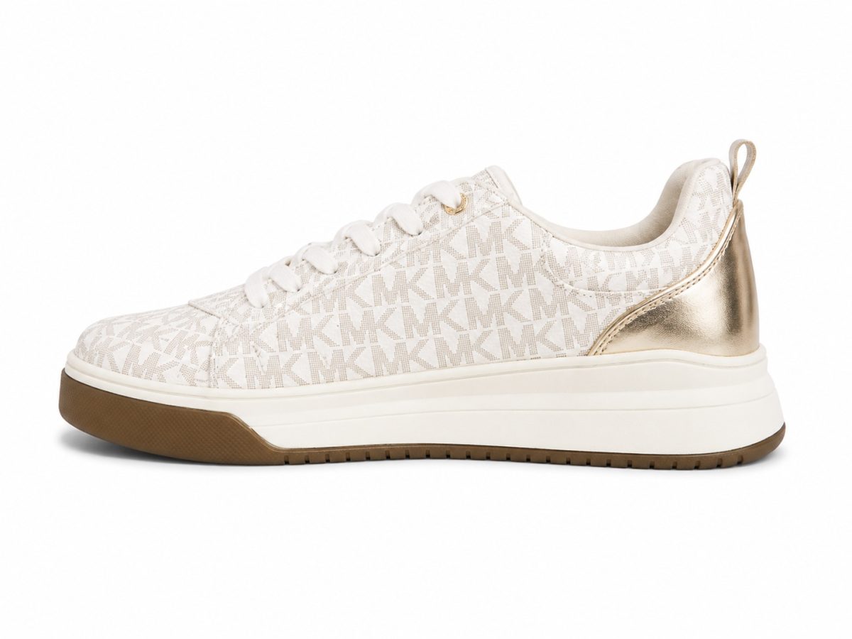 Zapatilla Monograma Crema Con Detalles Dorados - Imagen 5