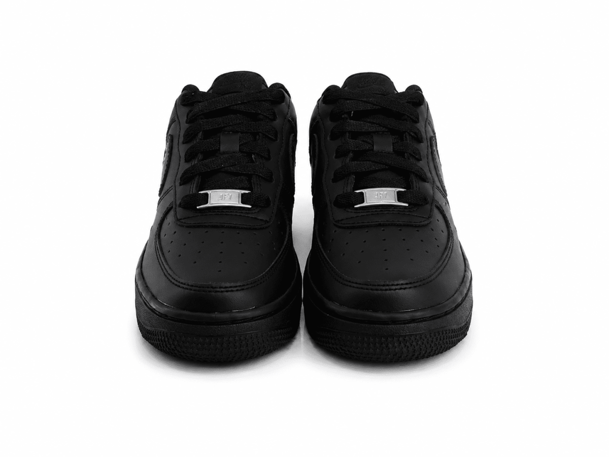Zapatilla Clásica Total Black - Imagen 2