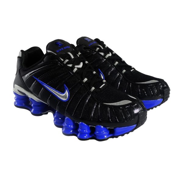 Zapatilla Negra Con Columnas De Soporte Azul
