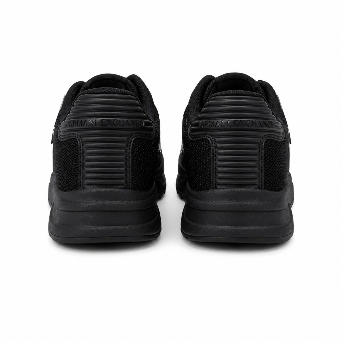 Zapatilla Deportiva Negra Con Detalles En Gamuza - Imagen 4
