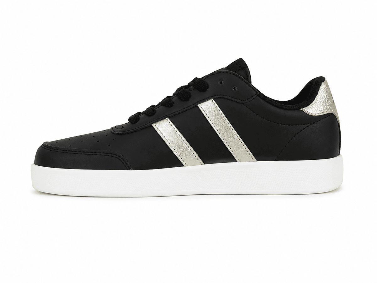 Zapatilla Clásica Negra Con Detalles Dorados - Imagen 5