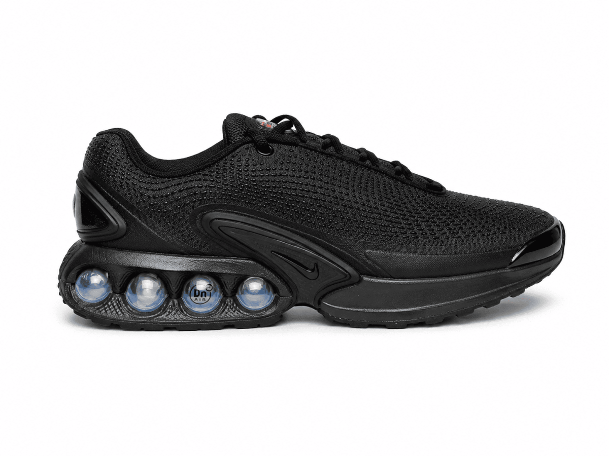 Zapatilla Negra Con Aire y Relieves - Imagen 3