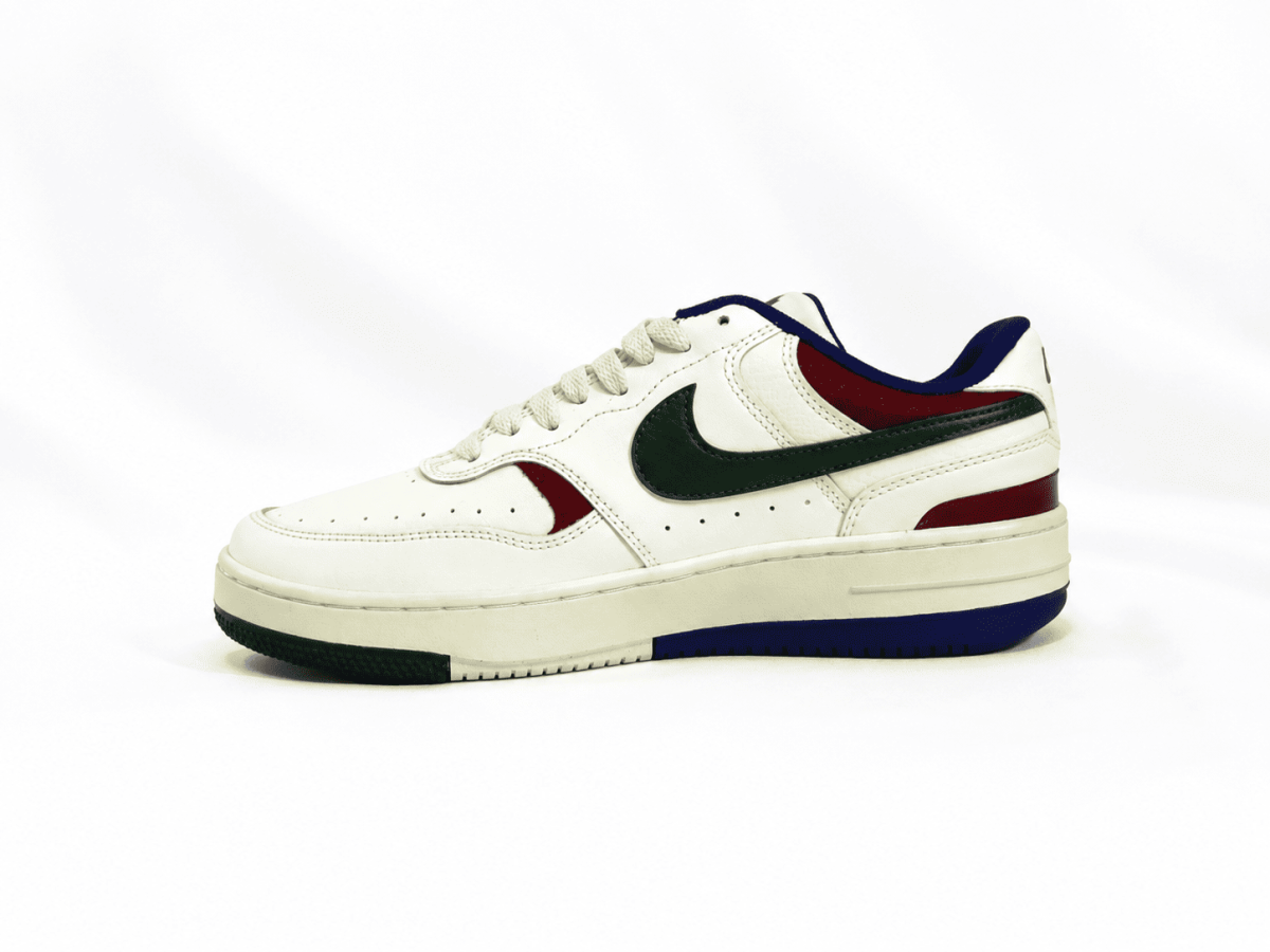 Zapatilla Clásica Blanca Con Detalles Multicolor - Imagen 5