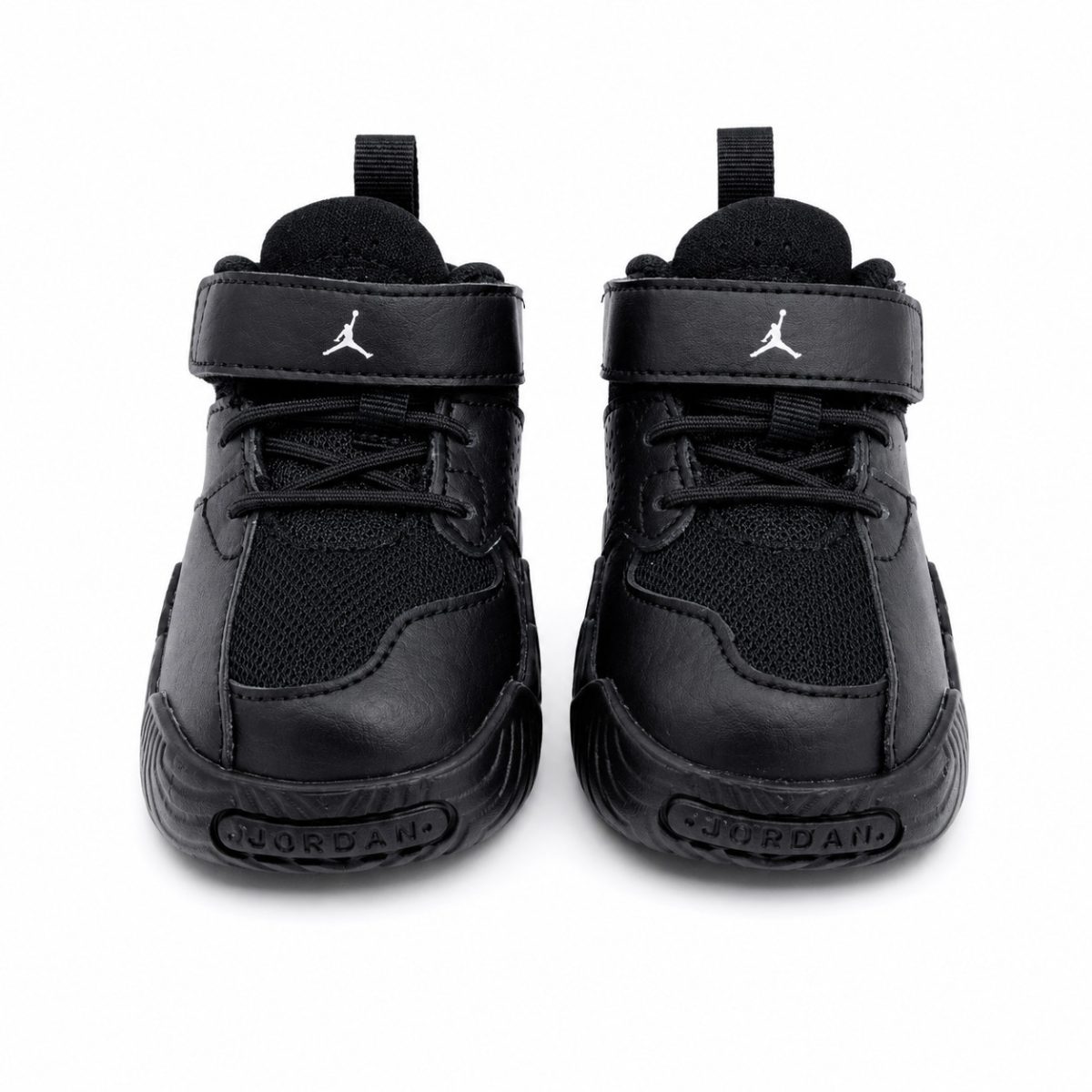 Zapatilla Deportiva Negra Con Detalles Blancos - Imagen 2
