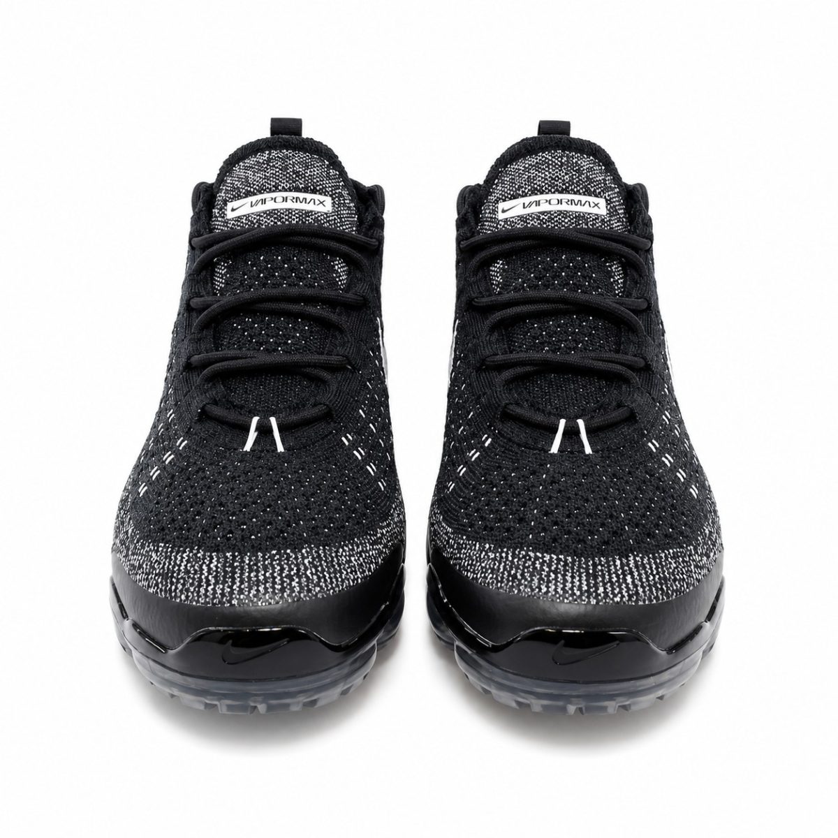 Zapatilla Deportiva Negro - Blanco Tejida - Imagen 2