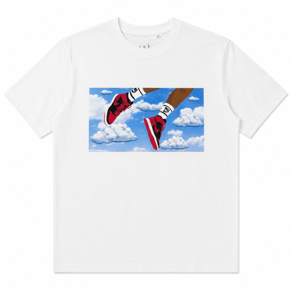 Polera Blanca Con Estampado De Cielo Y Zapatillas