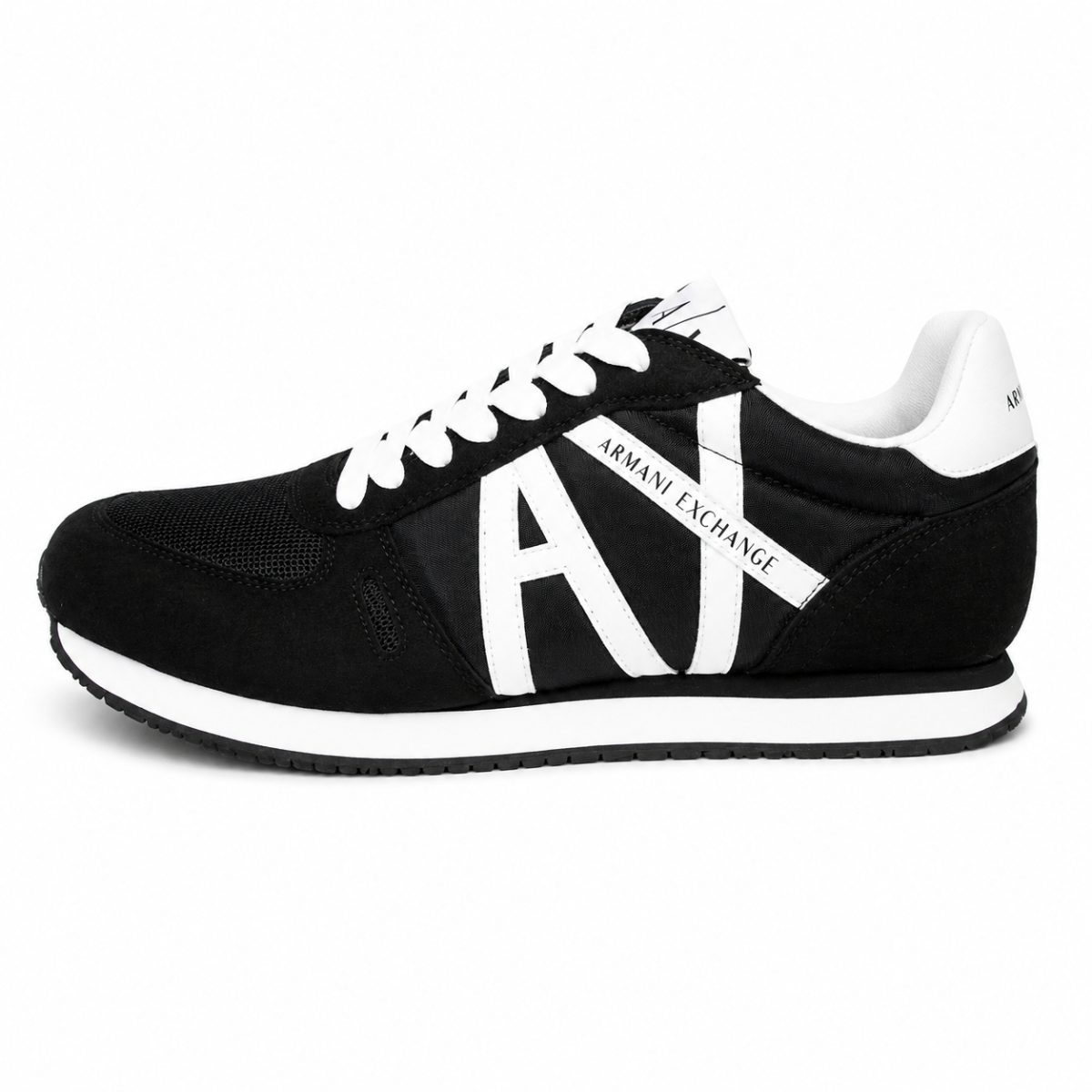 Zapatilla Casual Negra Con Logo Lateral Blanco - Imagen 5