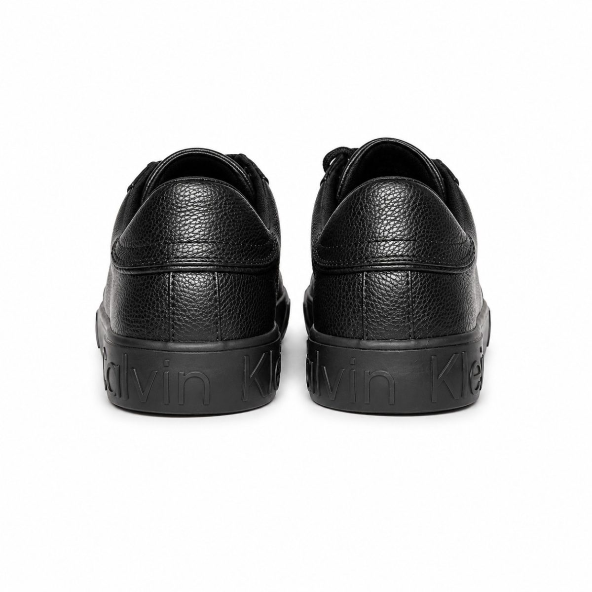 Zapatilla Básica Negra De Cuero - Imagen 4