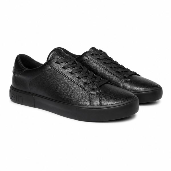 Zapatilla Básica Negra De Cuero