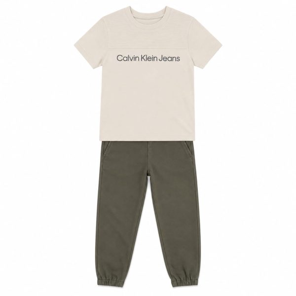 Conjunto Polera Beige Y Pantalón Verde