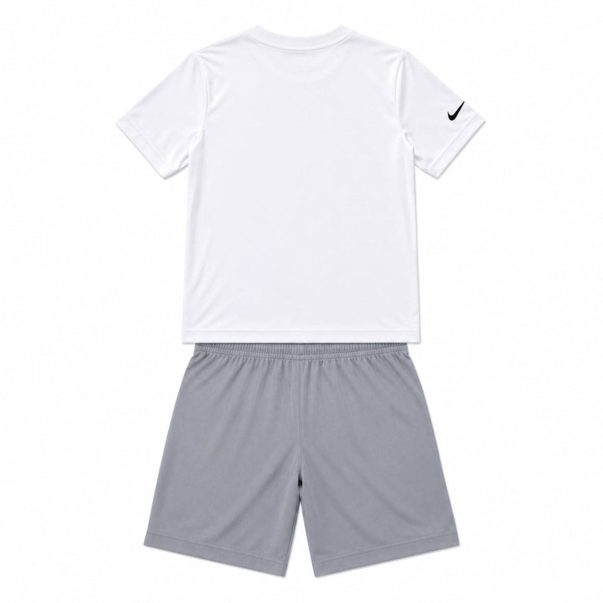 Conjunto Polera Blanca Con Logo Central Y Short Gris - Imagen 2