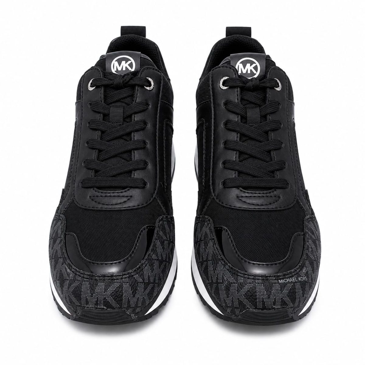 Zapatilla Clásica Negra Con Plataforma Y Detalles De Monograma-Plateado - Imagen 2