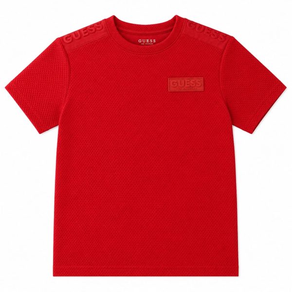 Polera Roja Con Texura Y De Logo En El Pecho Engomado