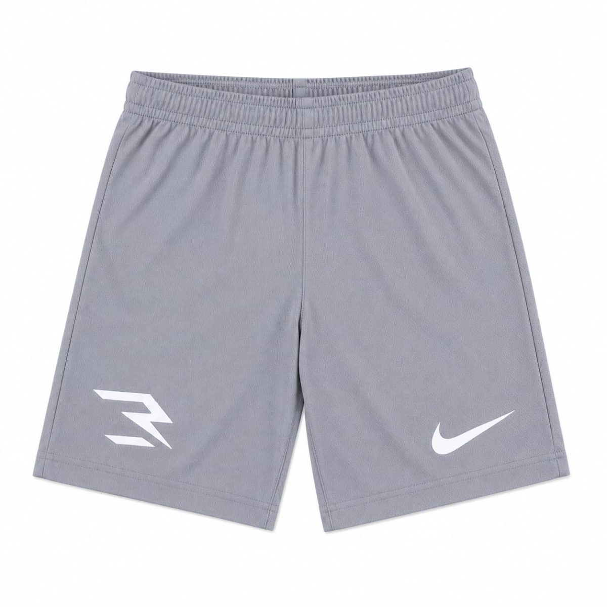 Conjunto Polera Blanca Con Logo Central Y Short Gris - Imagen 4